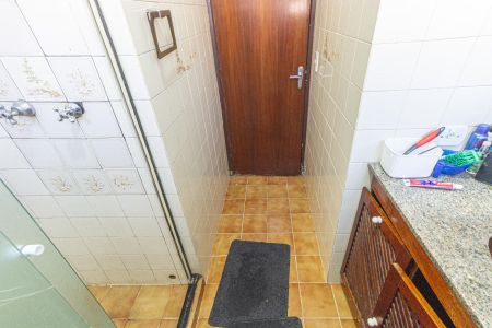 Casa à venda com 252m², 4 quartos e 2 vagas Casa à venda com 252m², 4 quartos e 2 vagasBanheiro 1
