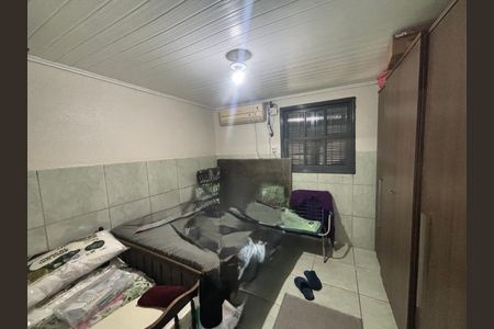 Casa à venda com 200m², 2 quartos e 2 vagas