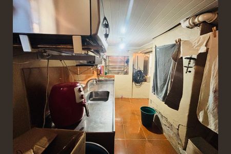 Casa à venda com 200m², 2 quartos e 2 vagas