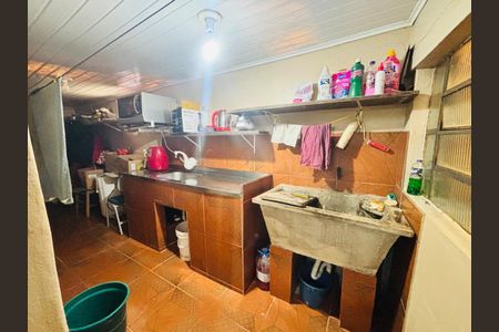 Casa à venda com 200m², 2 quartos e 2 vagas