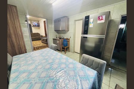 Casa à venda com 200m², 2 quartos e 2 vagas