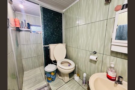 Casa à venda com 200m², 2 quartos e 2 vagas