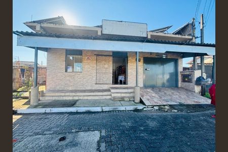 Fachada de casa à venda com 2 quartos, 200m² em Santo Afonso, Novo Hamburgo