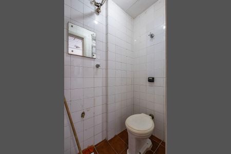 Apartamento à venda com 74m², 2 quartos e 1 vaga Apartamento à venda com 74m², 2 quartos e 1 vagaÁrea de Serviço - Banheiro