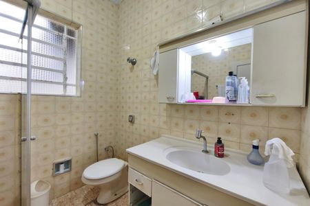 Casa à venda com 300m², 3 quartos e 2 vagas Casa à venda com 300m², 3 quartos e 2 vagasBanheiro