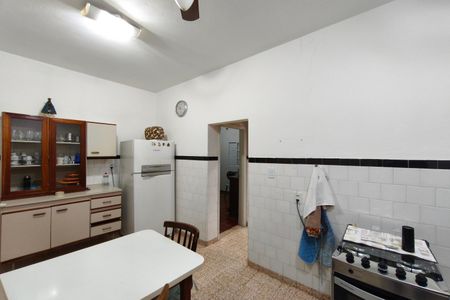 Casa à venda com 300m², 3 quartos e 2 vagas Casa à venda com 300m², 3 quartos e 2 vagasSala de Jantar