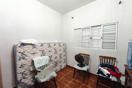 Casa à venda com 300m², 3 quartos e 2 vagas Casa à venda com 300m², 3 quartos e 2 vagasQuarto 3
