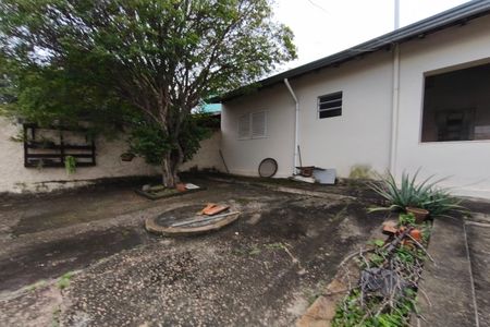 Quintal de casa à venda com 3 quartos, 300m² em Jardim dos Oliveiras, Campinas