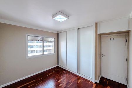 Apartamento para alugar com 110m², 2 quartos e 1 vaga Apartamento para alugar com 110m², 2 quartos e 1 vagaQuarto 2