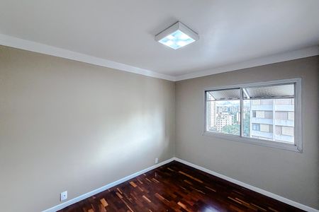 Apartamento para alugar com 110m², 2 quartos e 1 vaga Apartamento para alugar com 110m², 2 quartos e 1 vagaQuarto 2