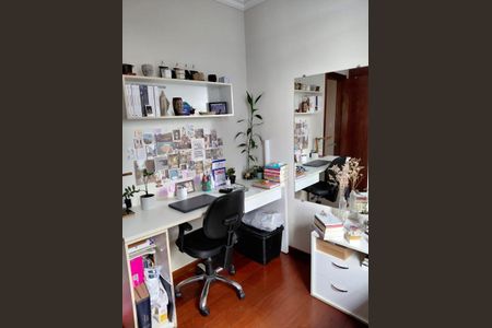 Apartamento à venda com 86m², 3 quartos e 2 vagasQuarto 2