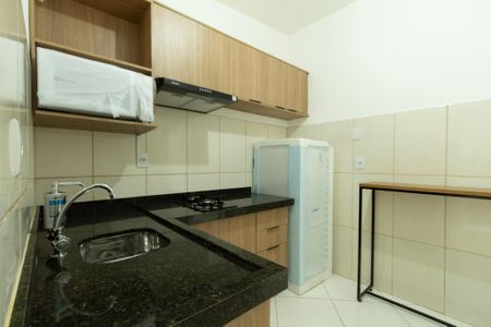 Studio para alugar com 35m², 1 quarto e sem vaga Studio para alugar com 35m², 1 quarto e sem vagaSala / Cozinha
