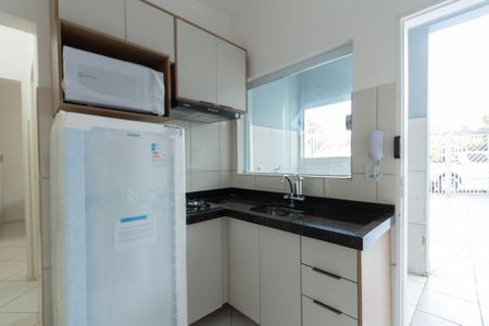 Studio para alugar com 35m², 1 quarto e sem vaga Studio para alugar com 35m², 1 quarto e sem vagaSala / Cozinha