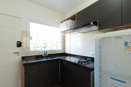 Studio para alugar com 35m², 1 quarto e sem vaga Studio para alugar com 35m², 1 quarto e sem vagaSala / Cozinha