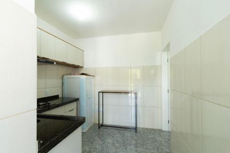 Studio para alugar com 35m², 1 quarto e sem vaga Studio para alugar com 35m², 1 quarto e sem vagaSala / Cozinha