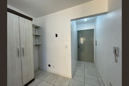 Studio para alugar com 28m², 1 quarto e sem vaga