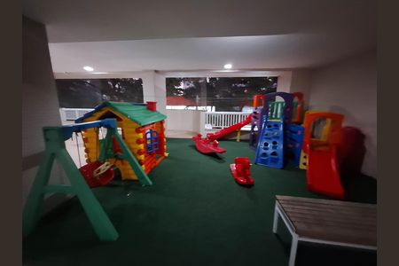 Área comum de apartamento para alugar com 3 quartos, 110m² em Icaraí, Niterói