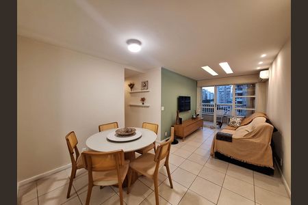 Apartamento para alugar com 3 quartos, 110m² em Icaraí, Niterói