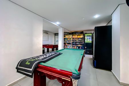 Apartamento para alugar com 49m², 2 quartos e sem vaga Apartamento para alugar com 49m², 2 quartos e sem vagaSala de Jogos