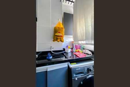 Apartamento para alugar com 49m², 2 quartos e sem vaga Apartamento para alugar com 49m², 2 quartos e sem vagaCozinha e Área de Serviço