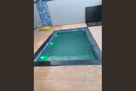 Casa à venda com 186m², 3 quartos e 4 vagas