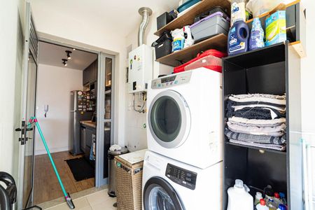 Apartamento à venda com 67m², 2 quartos e 1 vaga Apartamento à venda com 67m², 2 quartos e 1 vagaÁrea de Serviço
