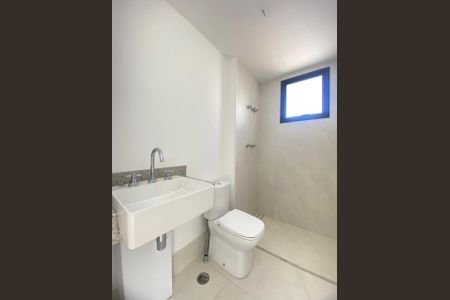 Apartamento à venda com 94m², 3 quartos e 2 vagas Apartamento à venda com 94m², 3 quartos e 2 vagasBanheiro