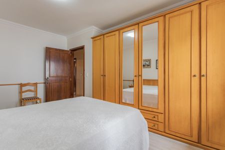 Casa para alugar com 261m², 3 quartos e 4 vagasQuarto 2