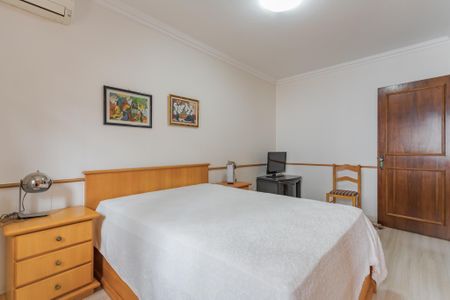 Casa para alugar com 261m², 3 quartos e 4 vagasQuarto 2