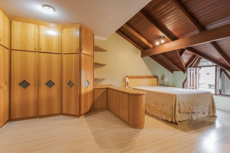 Casa para alugar com 261m², 3 quartos e 4 vagasSuíte
