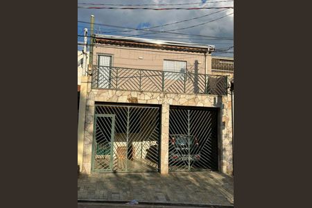 Casa à venda com 159m², 4 quartos e 2 vagas