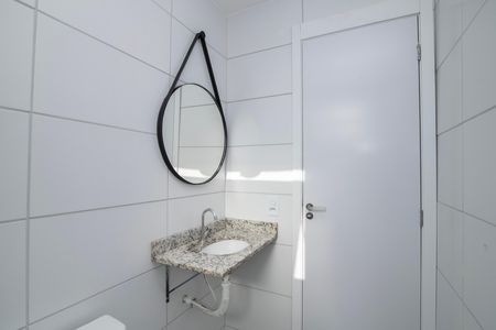 Banheiro de apartamento para alugar com 2 quartos, 45m² em Jardim Nova Alvorada, Hortolândia