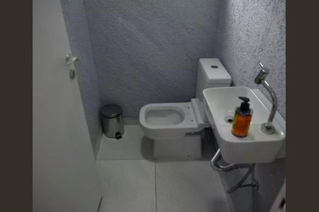 Casa à venda com 3 quartos, 260m² em Jardim Las Vegas, Santo André
