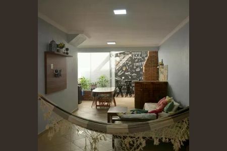 Casa à venda com 3 quartos, 260m² em Jardim Las Vegas, Santo André