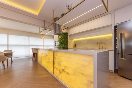 Apartamento à venda com 155m², 4 quartos e 2 vagas