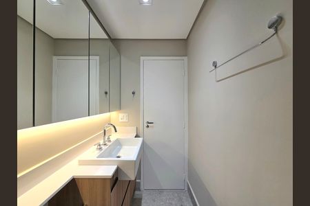 Apartamento à venda com 63m², 2 quartos e 1 vaga Apartamento à venda com 63m², 2 quartos e 1 vagaBanheiro 1