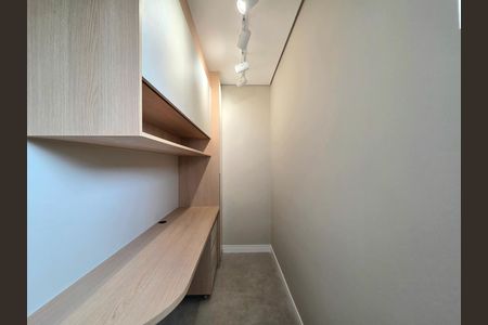 Apartamento à venda com 63m², 2 quartos e 1 vaga Apartamento à venda com 63m², 2 quartos e 1 vagaEscritório