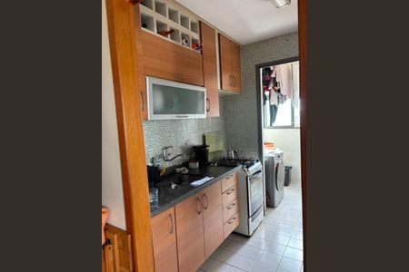 Apartamento à venda com 2 quartos, 52m² em Parque Peruche, São Paulo