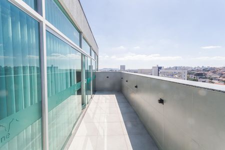 Apartamento à venda com 42m², 1 quarto e 1 vaga Apartamento à venda com 42m², 1 quarto e 1 vagaÁrea comum - Varanda do Salão de festas