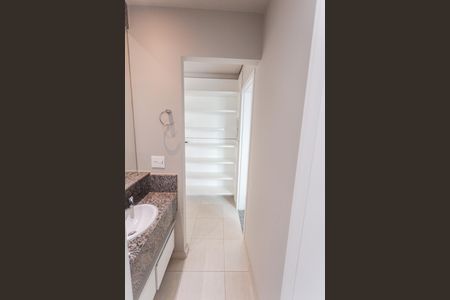 Banheiro Social de apartamento à venda com 1 quarto, 42m² em União, Belo Horizonte