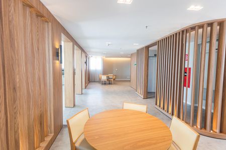 Apartamento à venda com 42m², 1 quarto e 1 vaga Apartamento à venda com 42m², 1 quarto e 1 vagaÁrea comum - Salão de festas