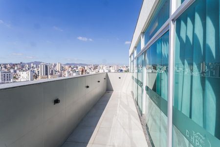 Apartamento à venda com 42m², 1 quarto e 1 vaga Apartamento à venda com 42m², 1 quarto e 1 vagaÁrea comum - Varanda do Salão de festas