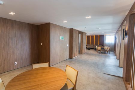 Apartamento à venda com 42m², 1 quarto e 1 vaga Apartamento à venda com 42m², 1 quarto e 1 vagaÁrea comum - Salão de festas