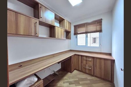 Apartamento à venda com 4 quartos, 102m² em Jardim da Saúde, São Paulo