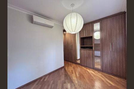 Apartamento à venda com 4 quartos, 102m² em Jardim da Saúde, São Paulo