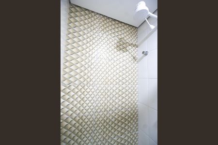 Chuveiro de apartamento para alugar com 2 quartos, 39m² em Penha de França, São Paulo