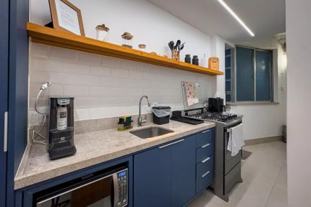 Apartamento à venda com 2 quartos, 74m² em Copacabana, Rio de Janeiro