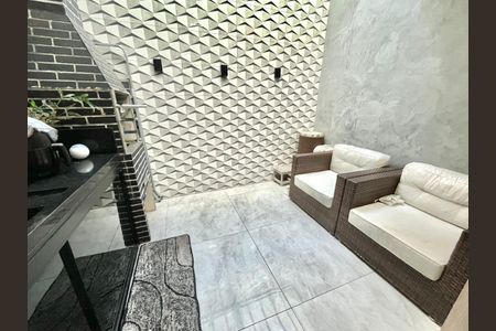 Casa à venda com 3 quartos, 125m² em Chácara Santo Antônio (Zona Leste), São Paulo