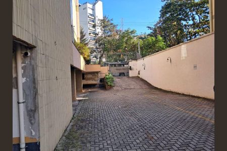 Apartamento à venda com 74m², 2 quartos e 1 vaga