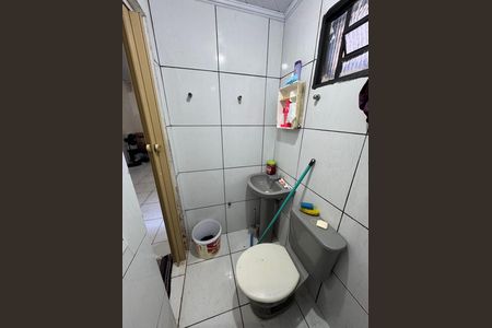 Casa à venda com 249m², 8 quartos e 4 vagas Casa à venda com 249m², 8 quartos e 4 vagasBanheiro Anexo 1